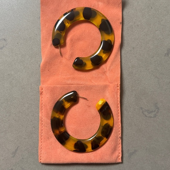 Cult Gaia Tortoiseshell Hoop Earrings - Picture 2 of 3